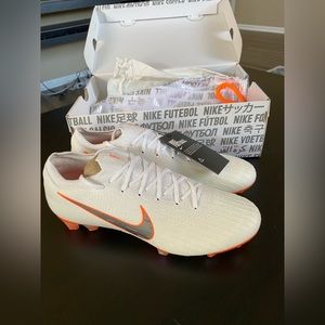 *RARE* Nike Vapor 12 Elite FG Cleats AH7380107